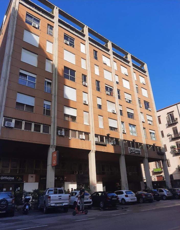 Ferienwohnung Politeama Sweet House Palermo Exterior foto