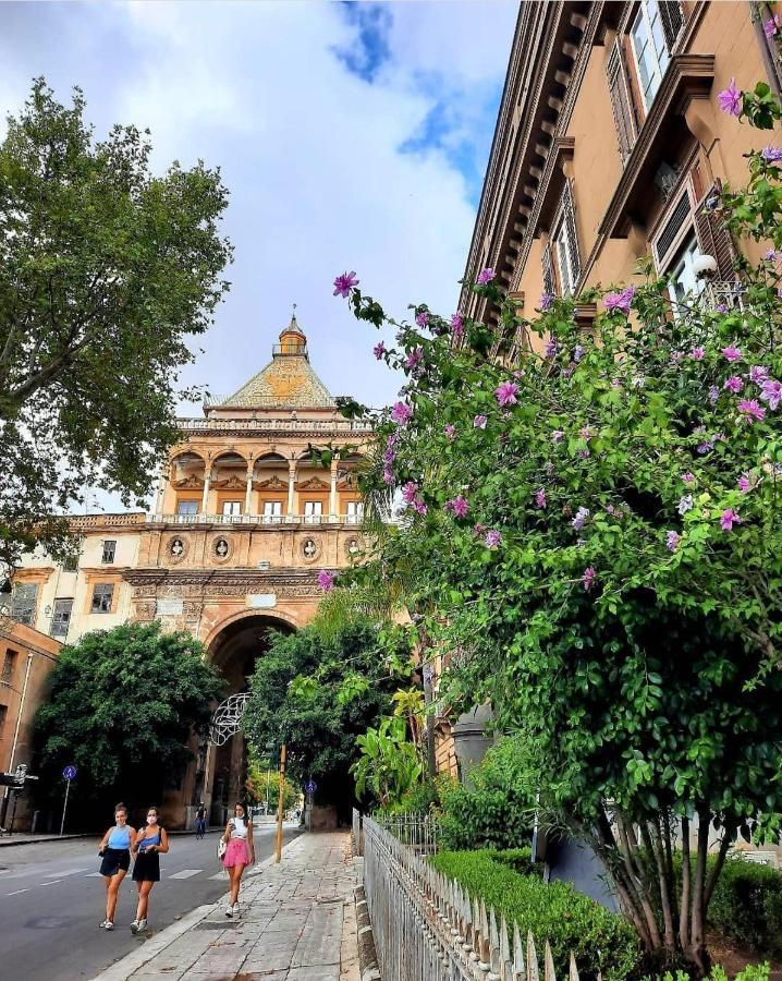 Ferienwohnung Politeama Sweet House Palermo Exterior foto
